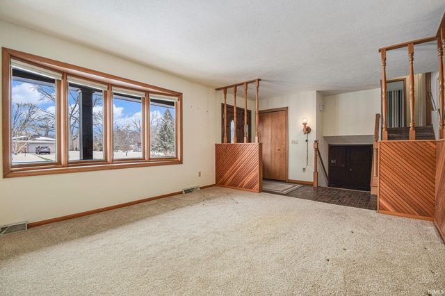 25415 Beth Ann Drive, South Bend, IN 46619