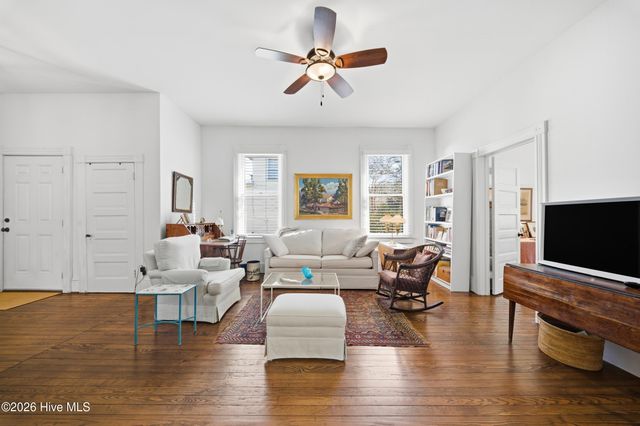 303 E King Street, Edenton, NC 27932