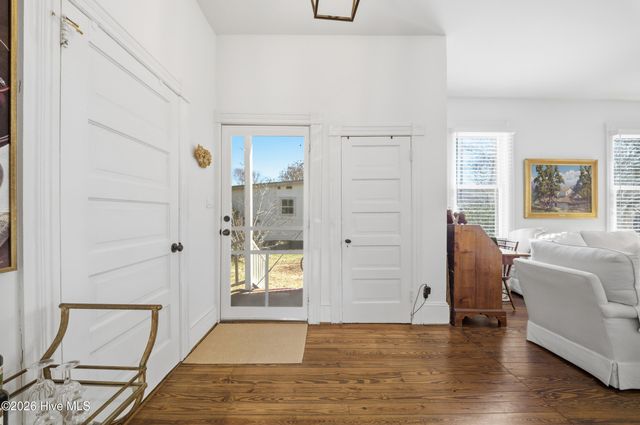 303 E King Street, Edenton, NC 27932