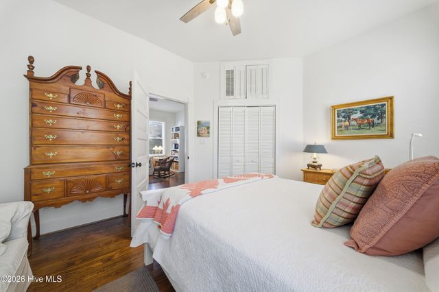 303 E King Street, Edenton, NC 27932