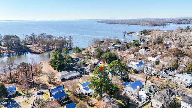 303 E King Street, Edenton, NC 27932