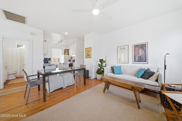 303 E King Street, Edenton, NC 27932