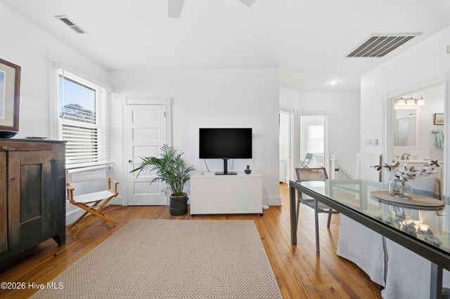 303 E King Street, Edenton, NC 27932