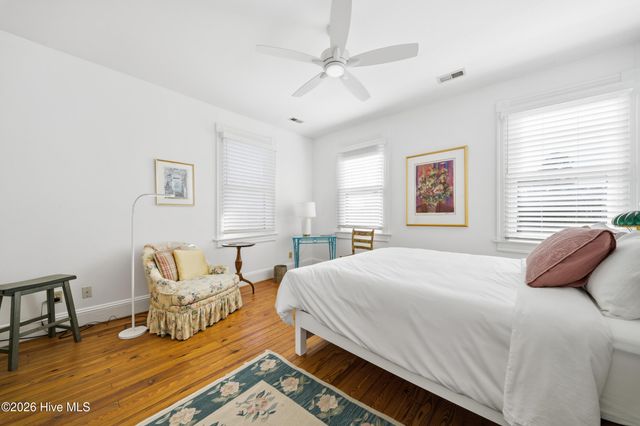 303 E King Street, Edenton, NC 27932