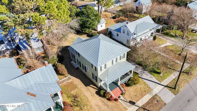 303 E King Street, Edenton, NC 27932