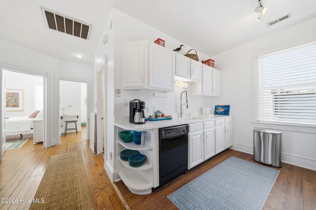 303 E King Street, Edenton, NC 27932