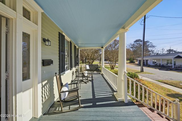 303 E King Street, Edenton, NC 27932