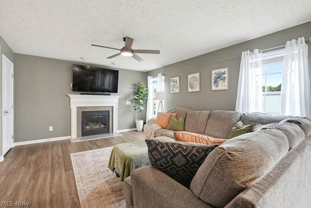 1256 Winter Fern Avenue, Akron, OH 44312