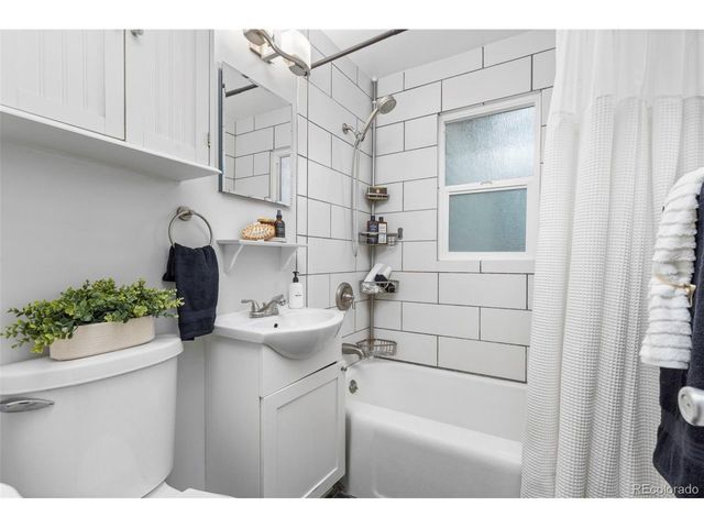 4327 S Sherman St, Englewood, CO 80113