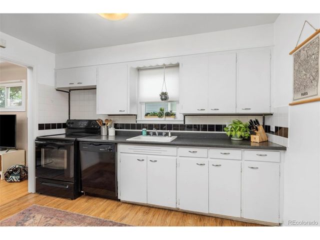 4327 S Sherman St, Englewood, CO 80113