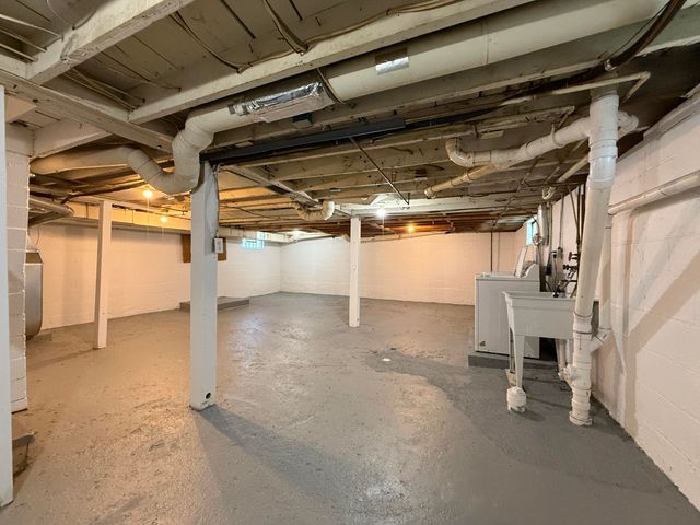 427 Glenwood Avenue, Ypsilanti Twp, MI 48198