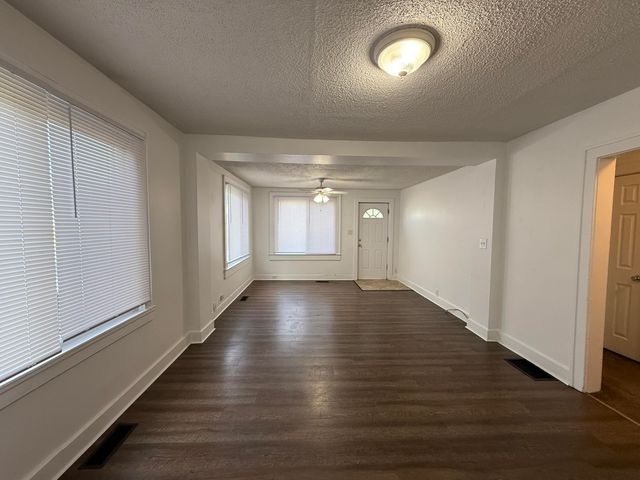 427 Glenwood Avenue, Ypsilanti Twp, MI 48198