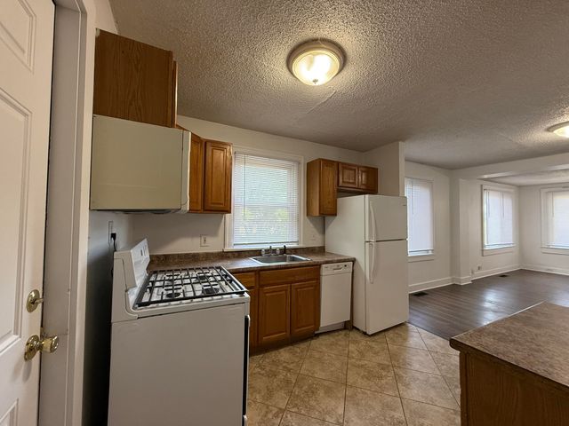 427 Glenwood Avenue, Ypsilanti Twp, MI 48198