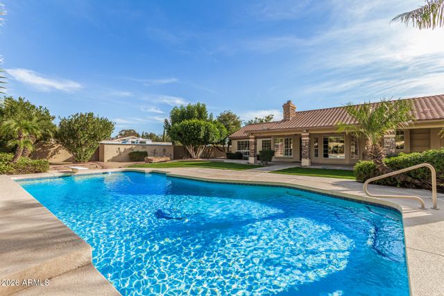 5308 W MISTY WILLOW Lane, Glendale, AZ 85310