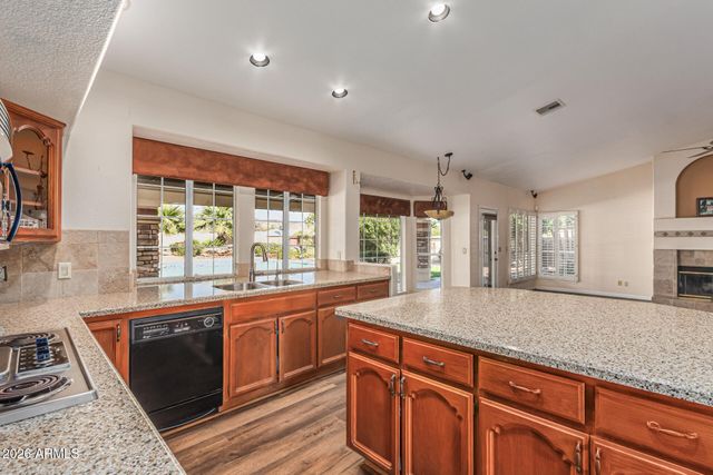 5308 W MISTY WILLOW Lane, Glendale, AZ 85310