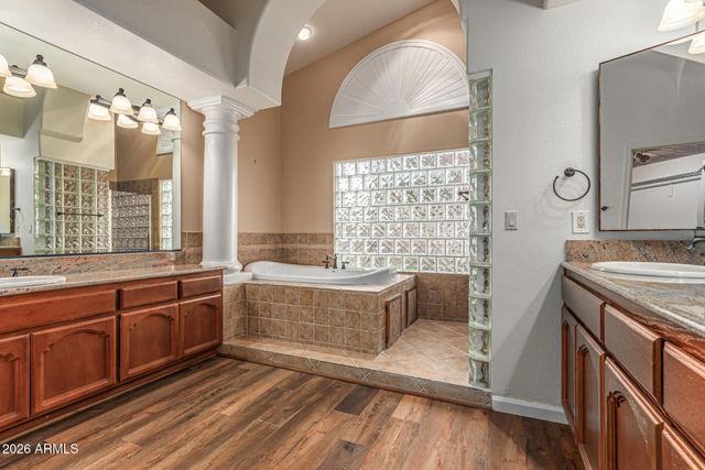 5308 W MISTY WILLOW Lane, Glendale, AZ 85310