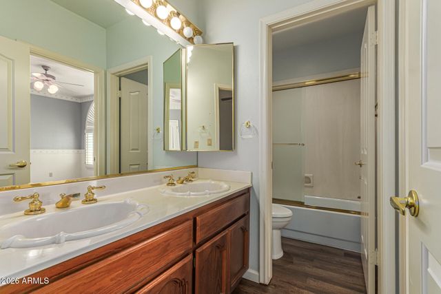 5308 W MISTY WILLOW Lane, Glendale, AZ 85310