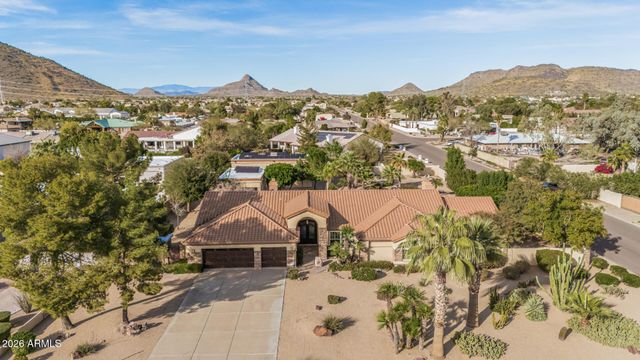 5308 W MISTY WILLOW Lane, Glendale, AZ 85310