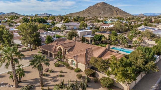 5308 W MISTY WILLOW Lane, Glendale, AZ 85310