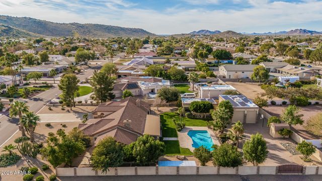 5308 W MISTY WILLOW Lane, Glendale, AZ 85310