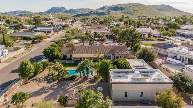 5308 W MISTY WILLOW Lane, Glendale, AZ 85310