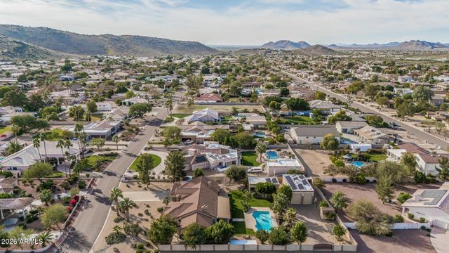 5308 W MISTY WILLOW Lane, Glendale, AZ 85310
