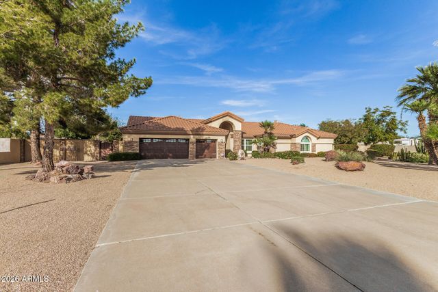 5308 W MISTY WILLOW Lane, Glendale, AZ 85310