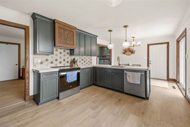 333 E 6th Street, Solon, IA 52333