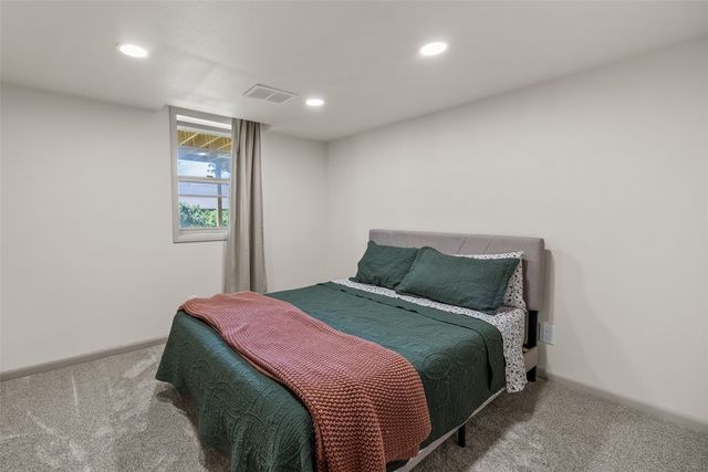 333 E 6th Street, Solon, IA 52333
