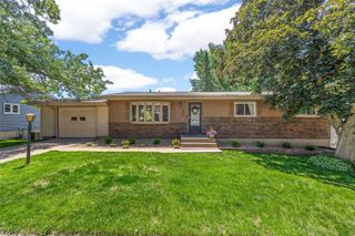 333 E 6th Street, Solon, IA 52333