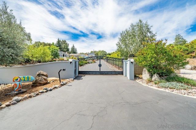 460 Rancho Camino, Fallbrook, CA 92028
