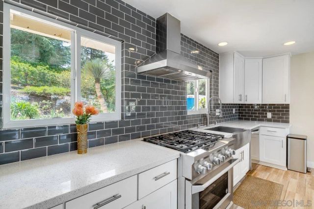 460 Rancho Camino, Fallbrook, CA 92028