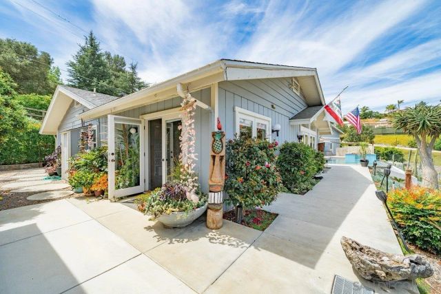 460 Rancho Camino, Fallbrook, CA 92028
