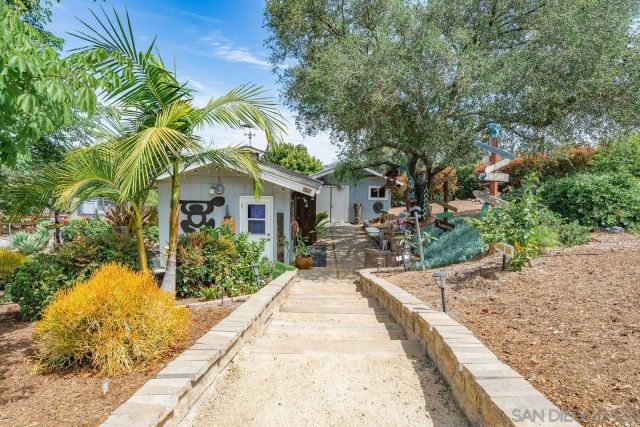 460 Rancho Camino, Fallbrook, CA 92028