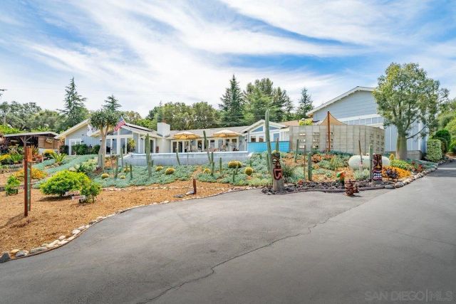 460 Rancho Camino, Fallbrook, CA 92028