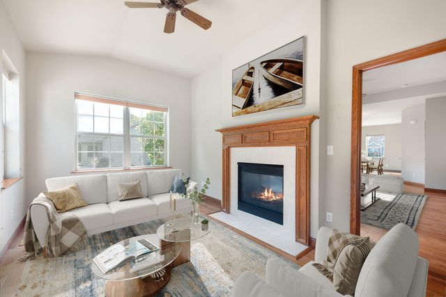 2804 Beauty Creek Run, Valparaiso, IN 46385