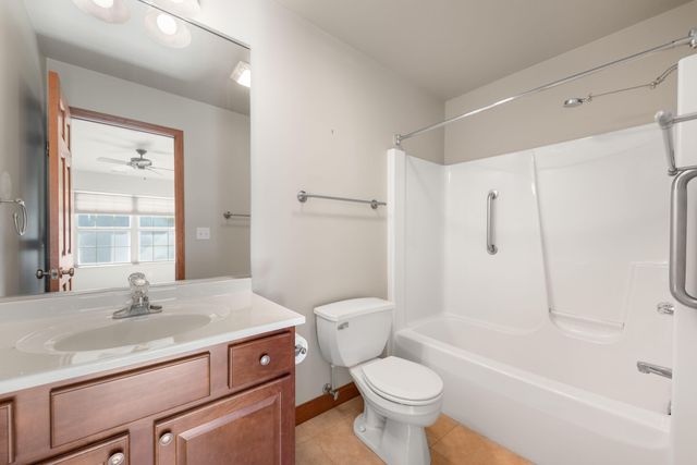 2804 Beauty Creek Run, Valparaiso, IN 46385