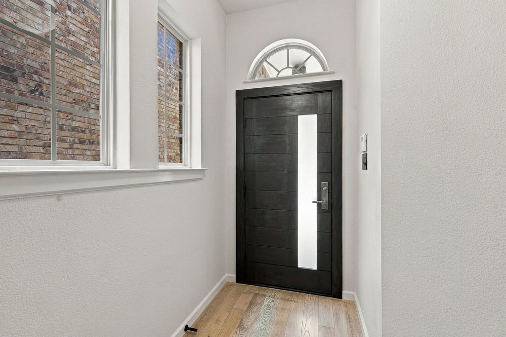 227 Buckingham Avenue, Euless, TX 76040 — photo 5