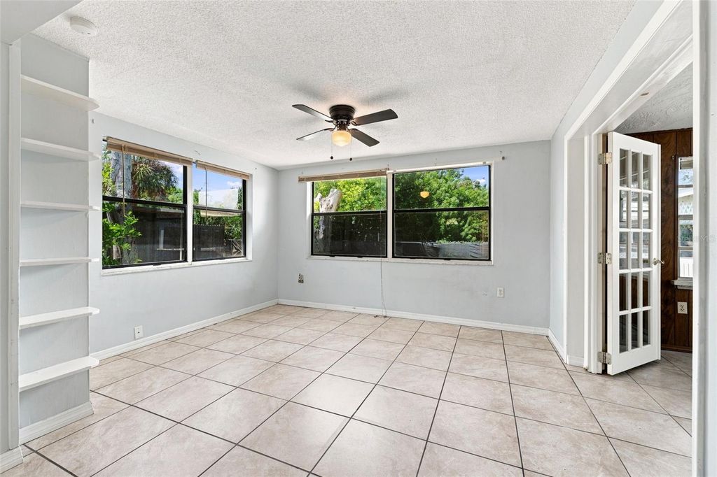 Image 13 of property listing at 3431 OVERLAND DRIVE, Holiday, FL 34691