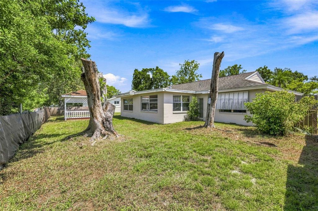Image 28 of property listing at 3431 OVERLAND DRIVE, Holiday, FL 34691