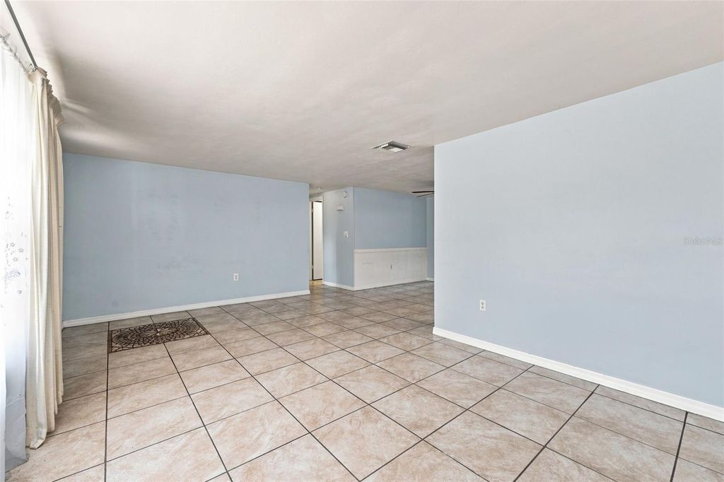 Image 6 of property listing at 3431 OVERLAND DRIVE, Holiday, FL 34691