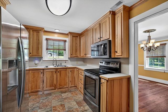 3731 Big Bottom Rd, Whitleyville, TN 38588