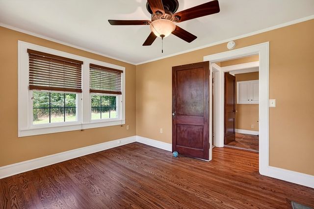 3731 Big Bottom Rd, Whitleyville, TN 38588