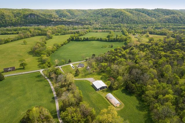 3731 Big Bottom Rd, Whitleyville, TN 38588