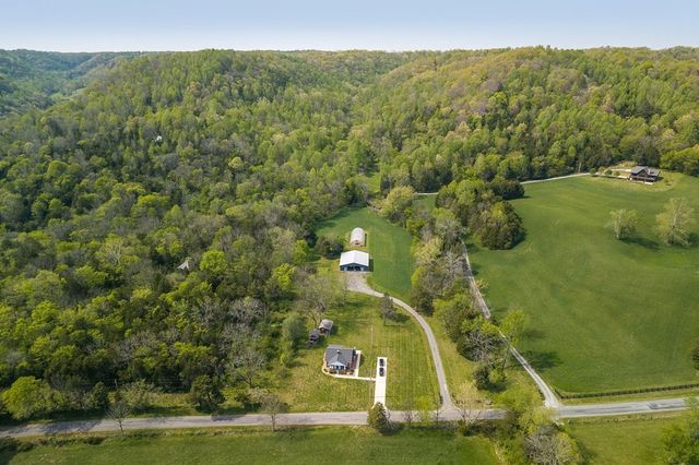 3731 Big Bottom Rd, Whitleyville, TN 38588
