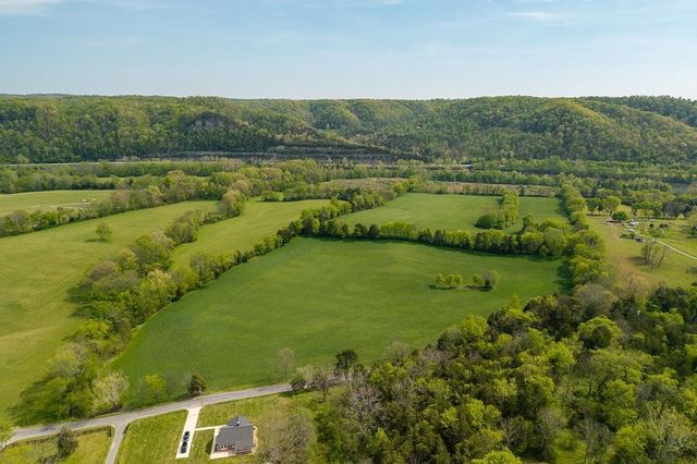 3731 Big Bottom Rd, Whitleyville, TN 38588