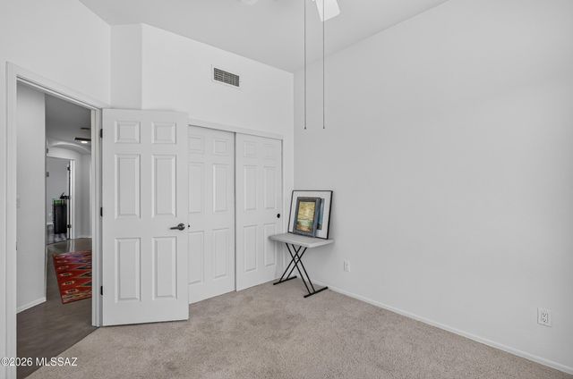 985 N Arizona Estates Loop, Tucson, AZ 85748