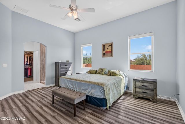 985 N Arizona Estates Loop, Tucson, AZ 85748