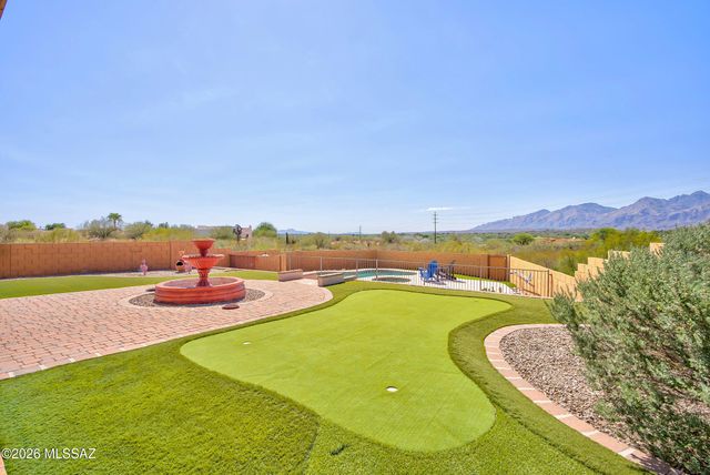 985 N Arizona Estates Loop, Tucson, AZ 85748