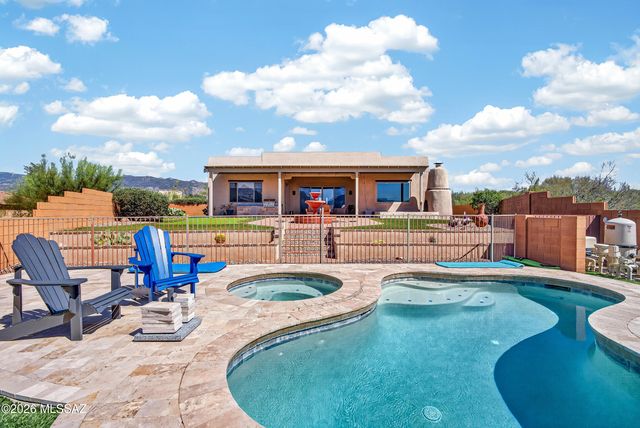 985 N Arizona Estates Loop, Tucson, AZ 85748